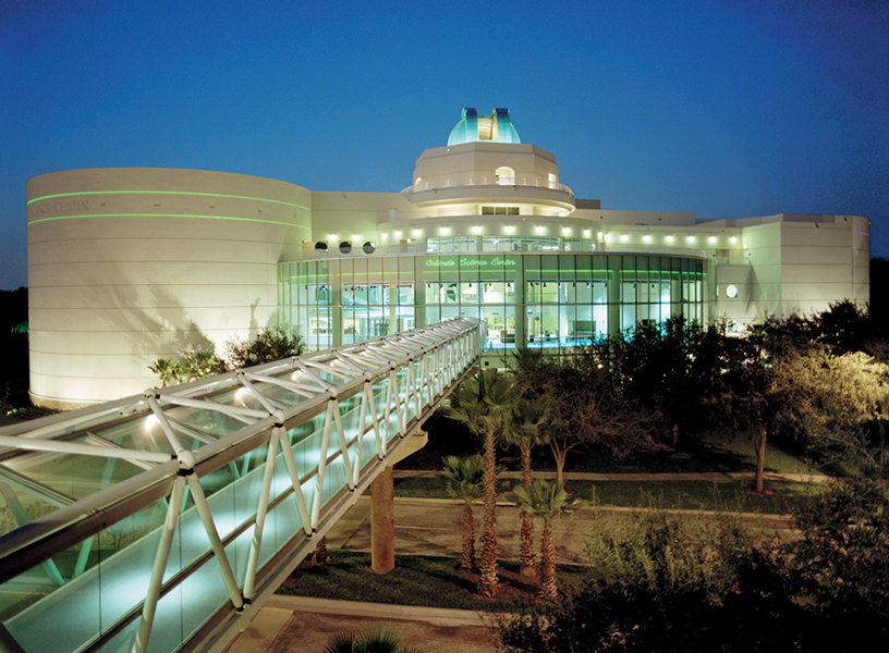 Orlando Science Center walkway over Princeton St.