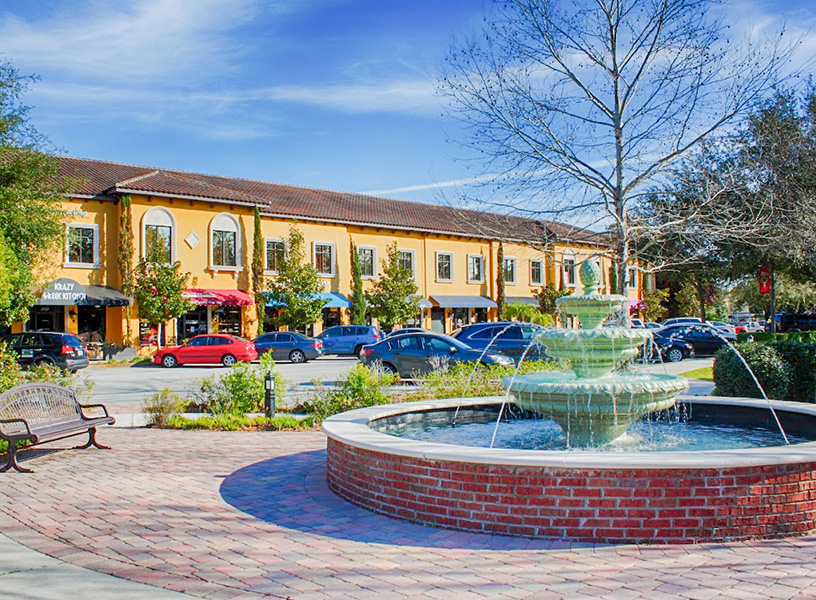 Fountain in front of shops in Lake Mary